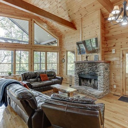 Deluxe Cabin For Groups Near Helen W Hot Tub Cornelia Exterior photo