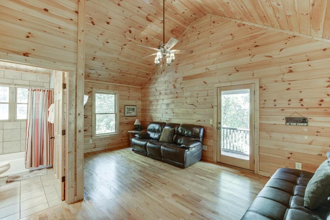 Deluxe Cabin For Groups Near Helen W Hot Tub Cornelia Exterior photo